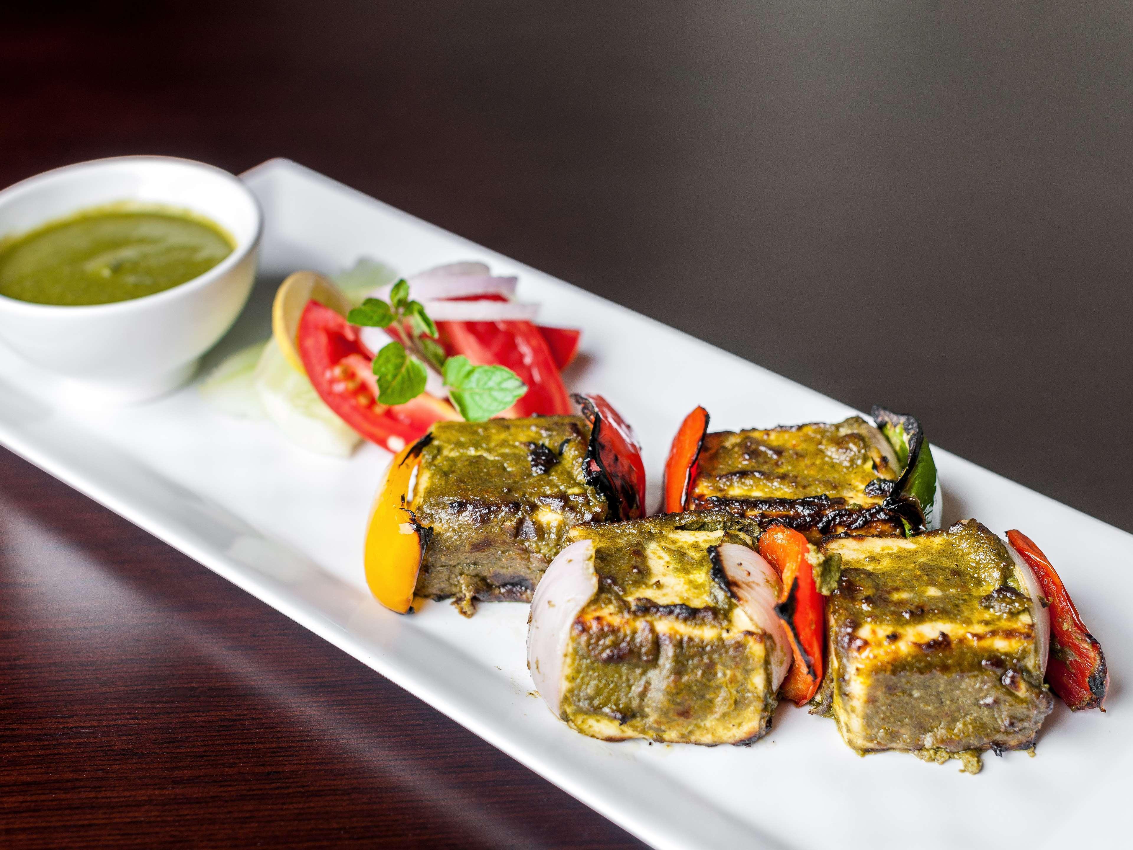 Hyatt Place Gurgaon Udyog Vihar Esterno foto Paneer tikka