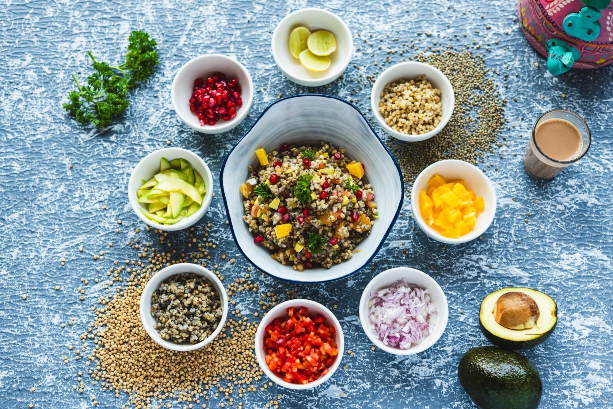 Hyatt Place Gurgaon Udyog Vihar Esterno foto Quinoa salad